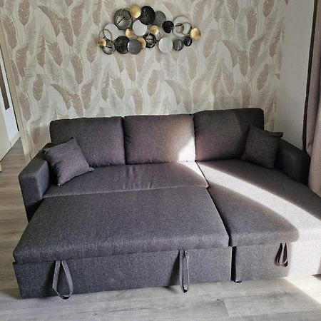 Hotel Le Vanseen Les Vans Bagian luar foto